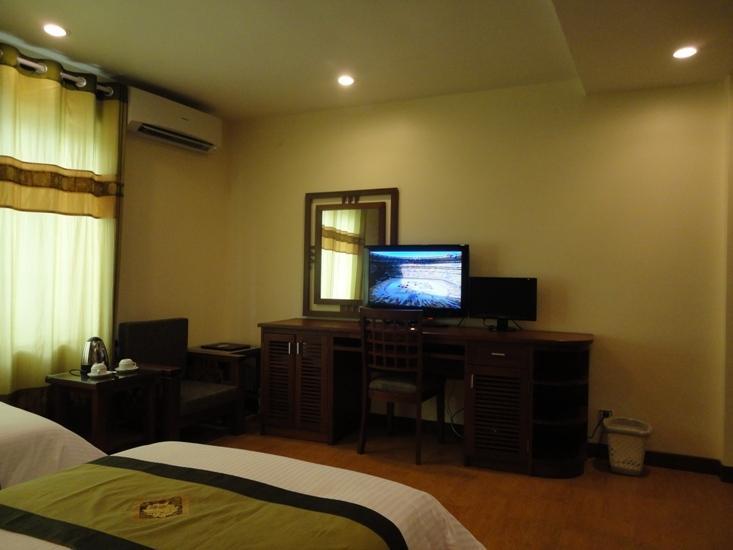 Khách sạn Prince Hanoi Hotel